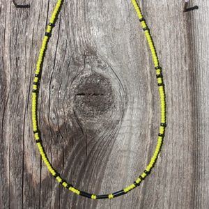 Beaded necklace (item#7)